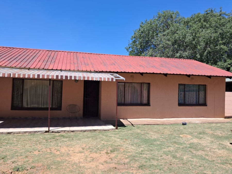 To Let 3 Bedroom Property for Rent in Bedelia Free State